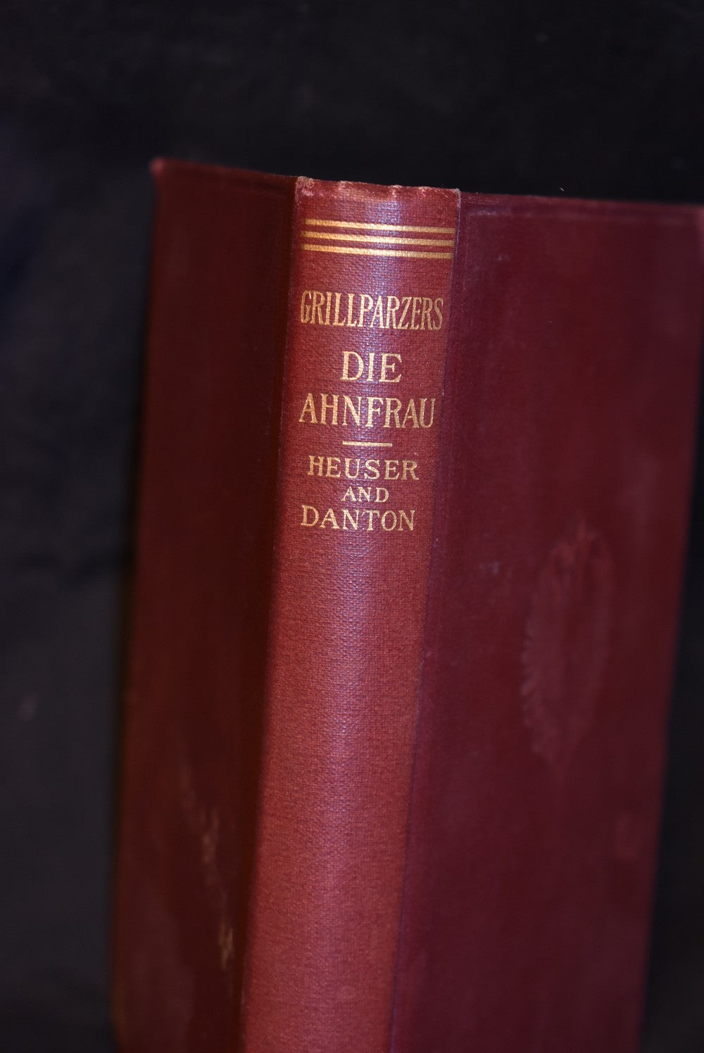 Die Uhnfrau
