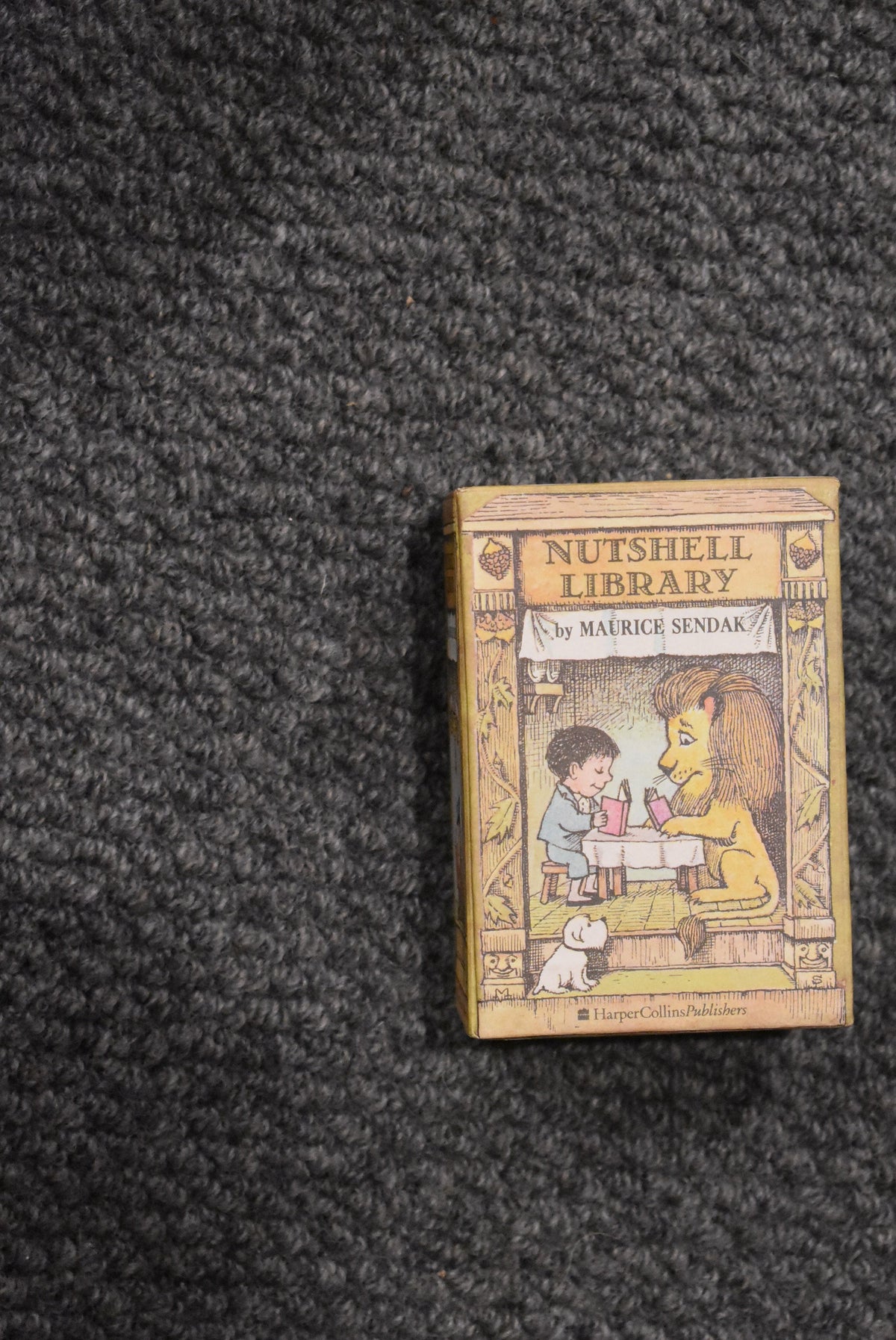 Nutshell Library: Alligators all around/Chicken Soup With Rice/One was Johnny/ Pierre
