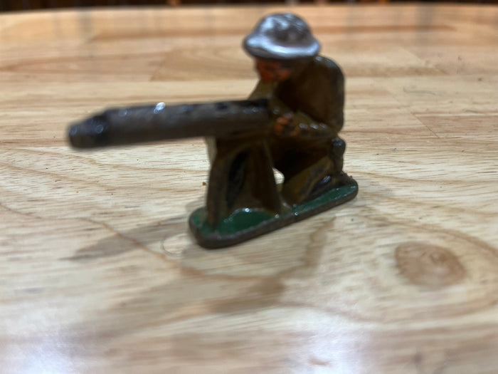 Machine Gunner lead soldier