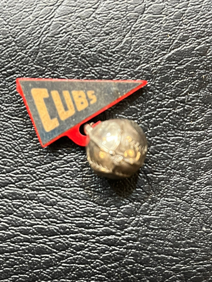 Chicago Cubs vintage baseball  pin