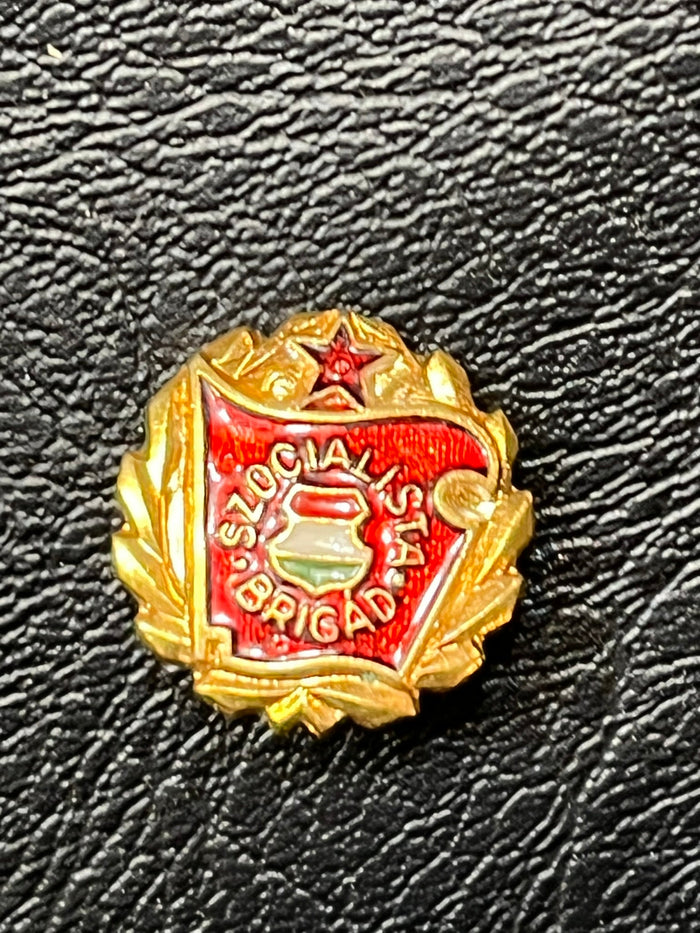 1950s Hungarian Socialisa Brigad pin