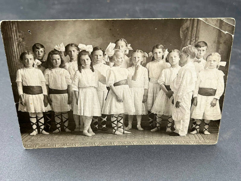 Childrens dance group
