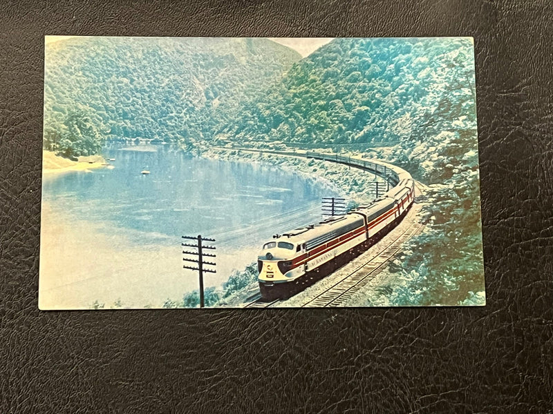 Phoebe Snow Streamliner