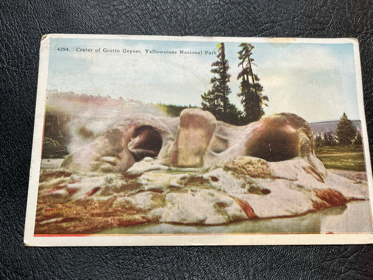 Craater of Grotto Geyser - Yelllowstone 1922