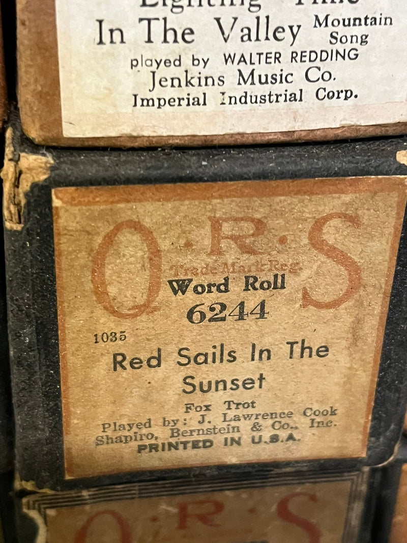 Red Sails In The Sunsett