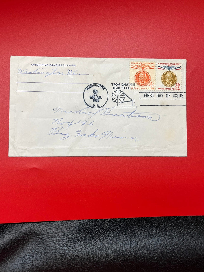 1961 Mahatma Ghandi 4c/8c FDC