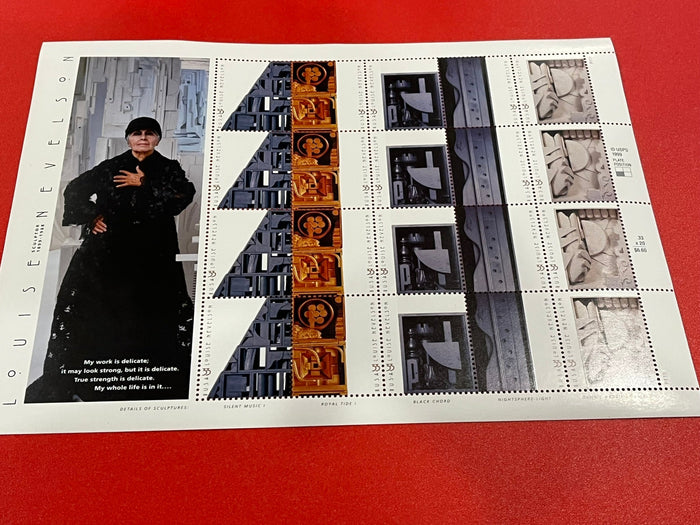 2000 33c Louise Nevelson